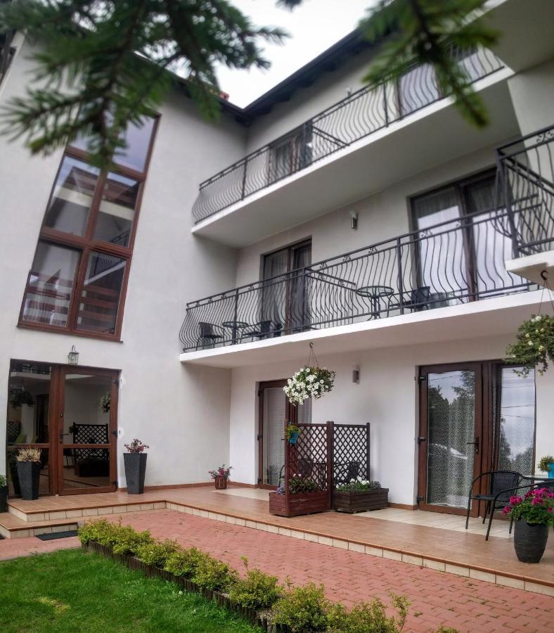 Emada- Pokoje Goscinne I Studia Ostrowo  Extérieur photo